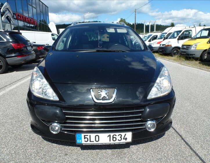 Peugeot 307 4