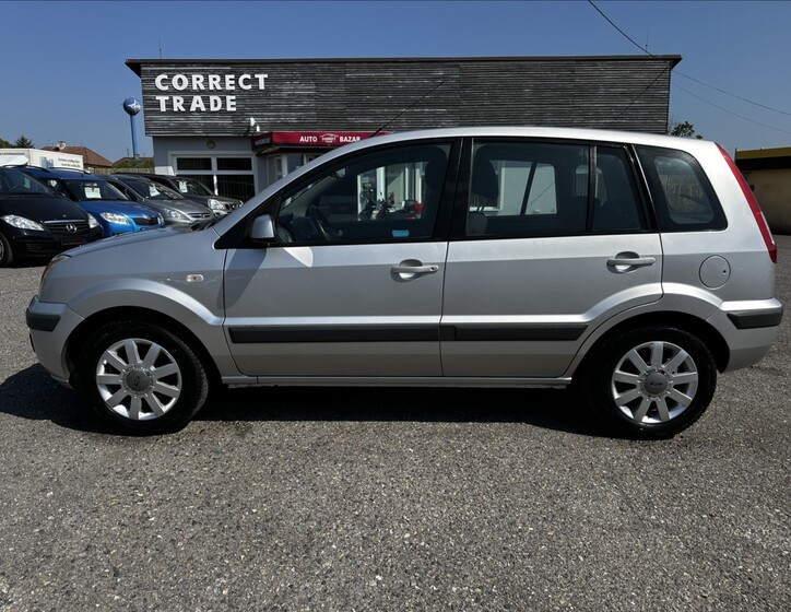 Ford Fusion 2