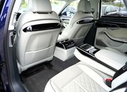 Audi A8 36