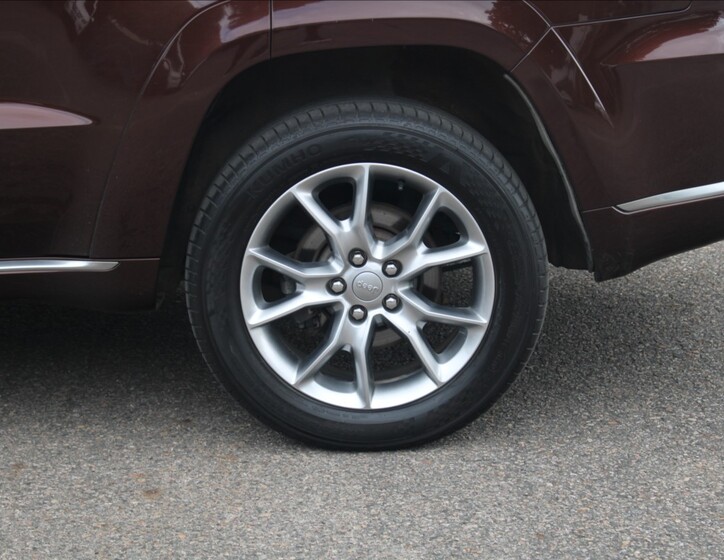 Jeep Grand Cherokee 10