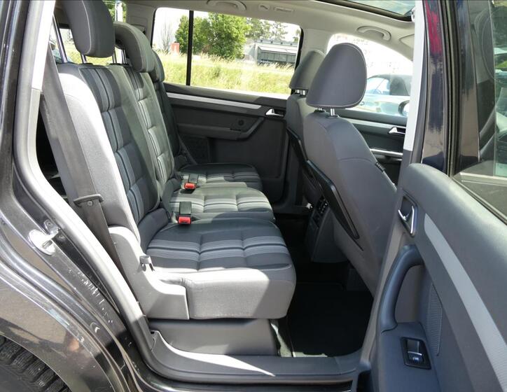 Volkswagen Touran 21