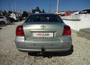 Toyota Avensis 6