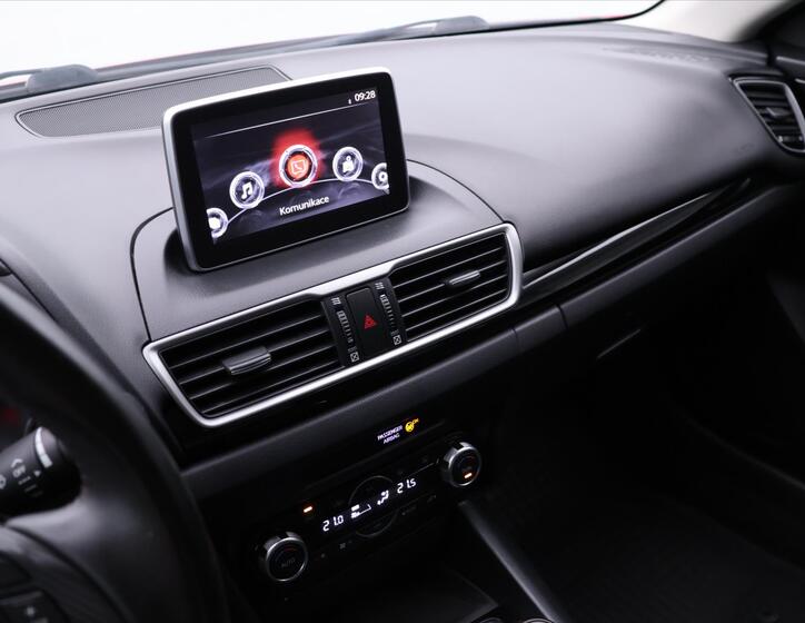 Mazda 3 17