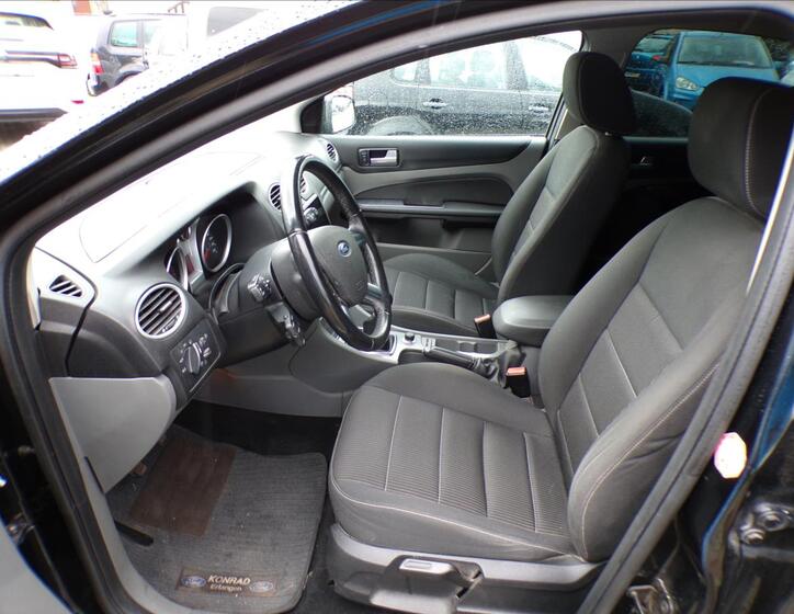 Ford Focus 14