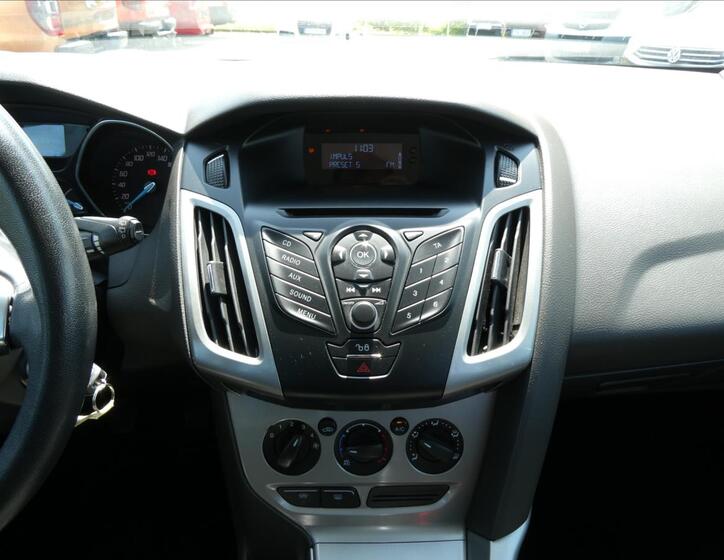 Ford Focus 27