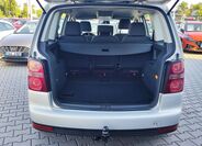 Volkswagen Touran 9