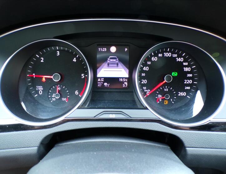 Volkswagen Passat 8