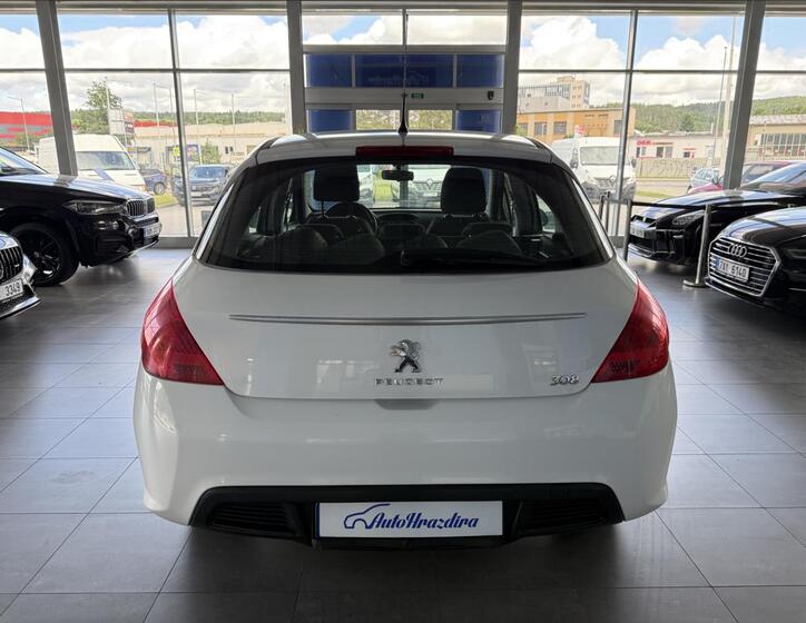 Peugeot 308 5
