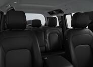 Land Rover Defender 7