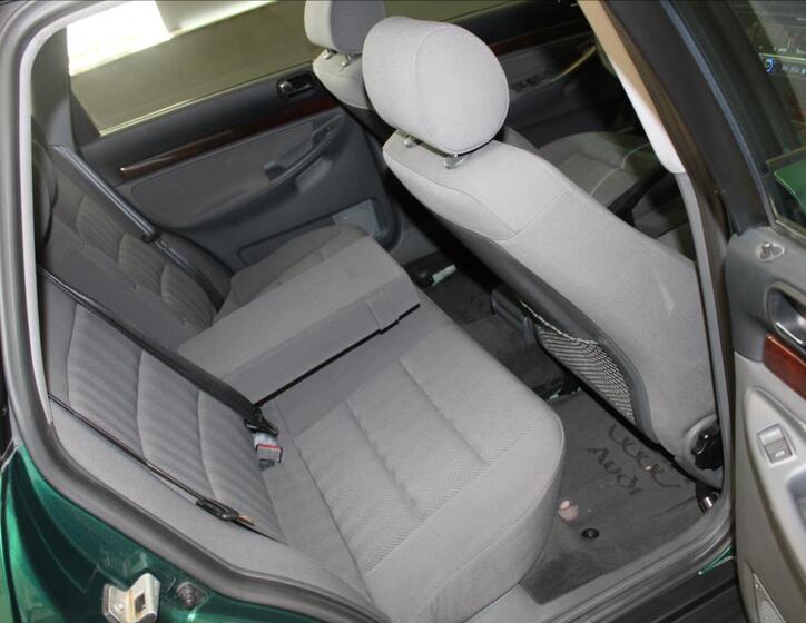 Audi A4 16