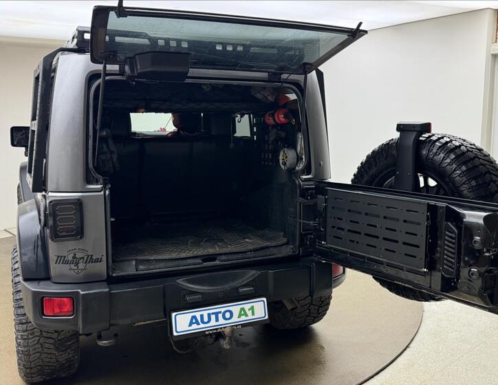 Jeep Wrangler 39