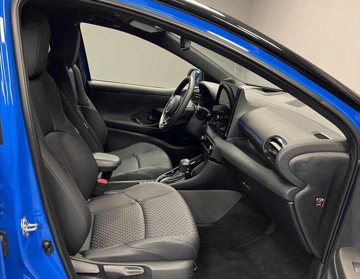 Toyota Yaris 10