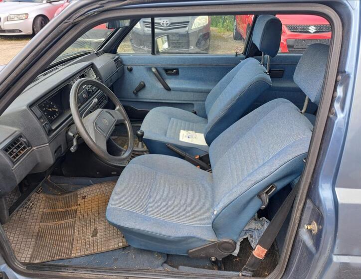 Volkswagen Golf 31