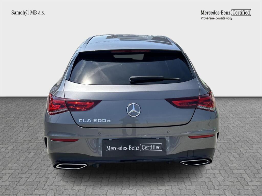 Mercedes-Benz CLA 4