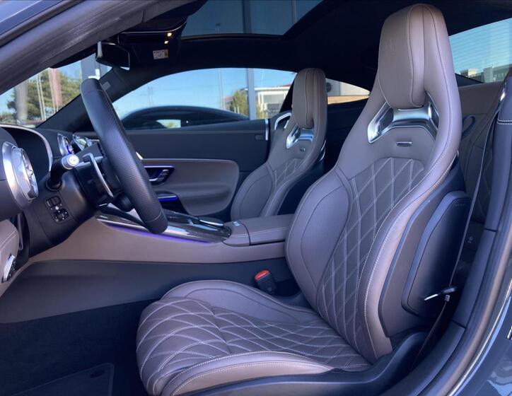 Mercedes-Benz AMG GT 10