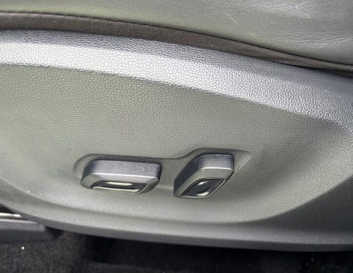 MG ZS 17