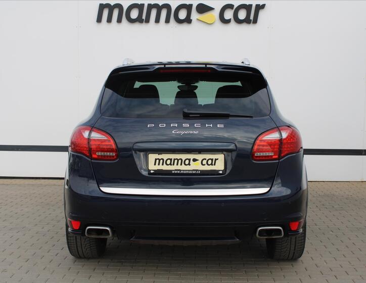 Porsche Cayenne 6