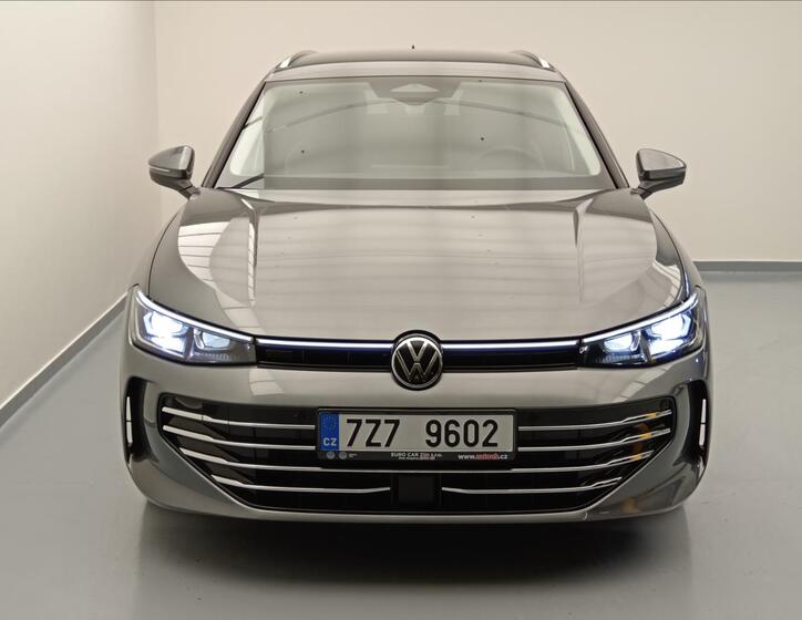 Volkswagen Passat 2
