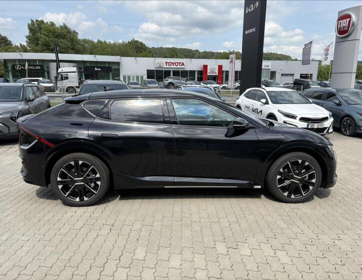 KIA EV6 8
