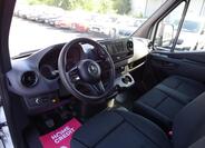 Mercedes-Benz Sprinter 9