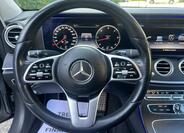 Mercedes-Benz Třídy E 82