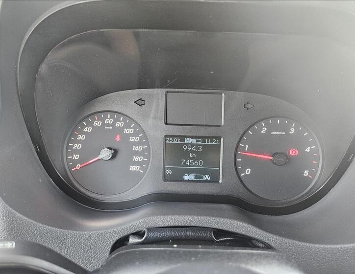 Mercedes-Benz Sprinter 8