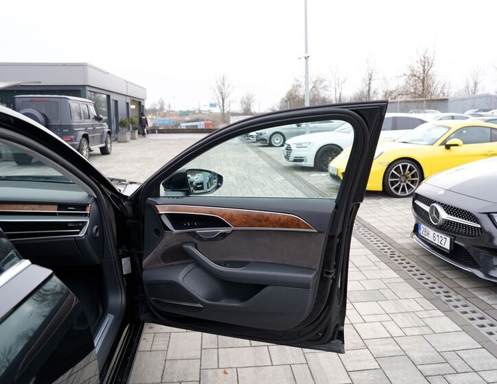 Audi A8 23