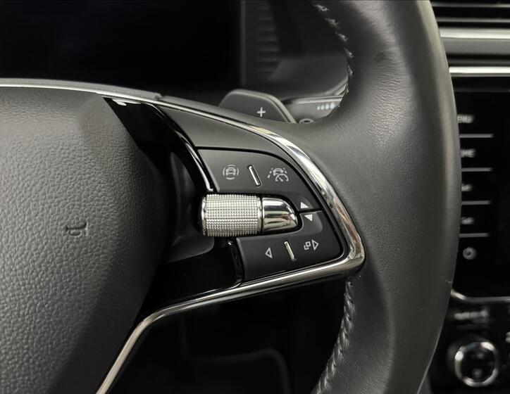 Škoda Superb 13