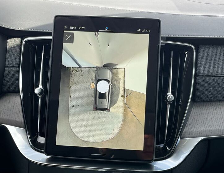 Volvo XC90 12