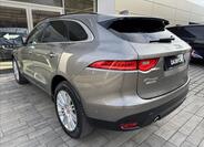 Jaguar F-Pace 4
