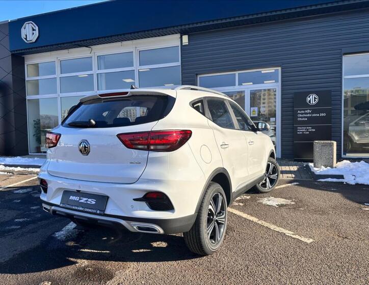 MG ZS 3