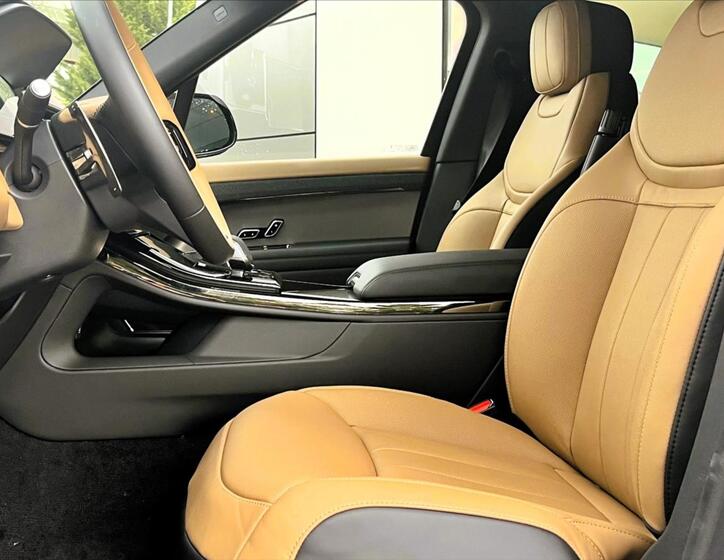 Land Rover Range Rover Sport 14