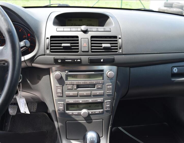 Toyota Avensis 36