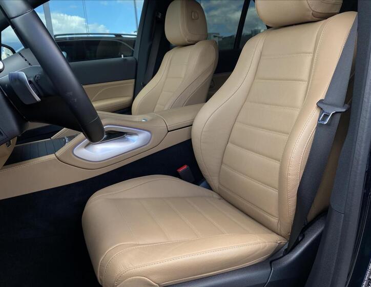 Mercedes-Benz GLE 10