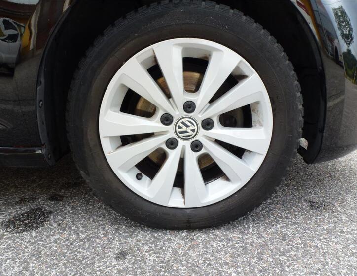 Volkswagen Golf 44