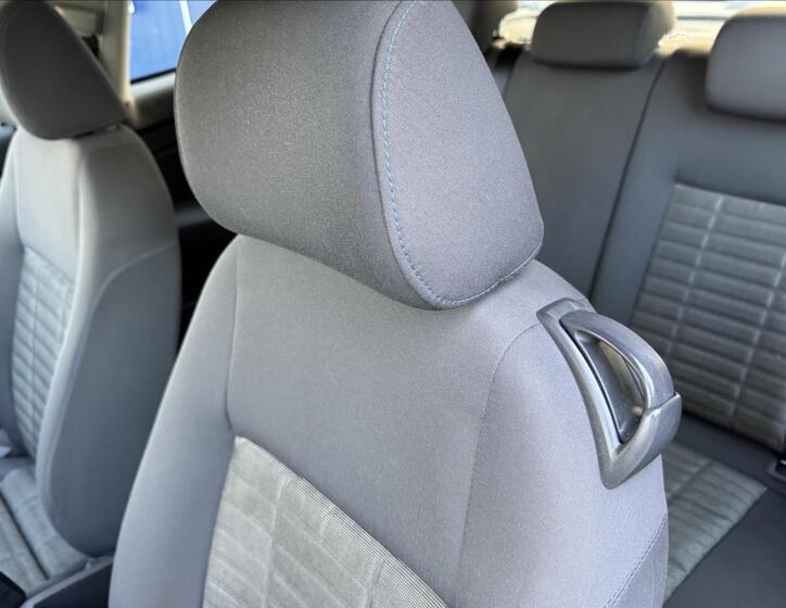 Volkswagen Golf 23