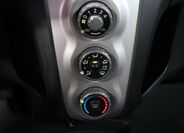 Toyota Yaris 19