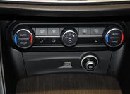 Alfa Romeo Stelvio 45