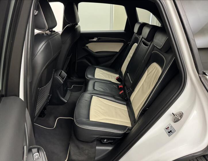 Audi Q5 42