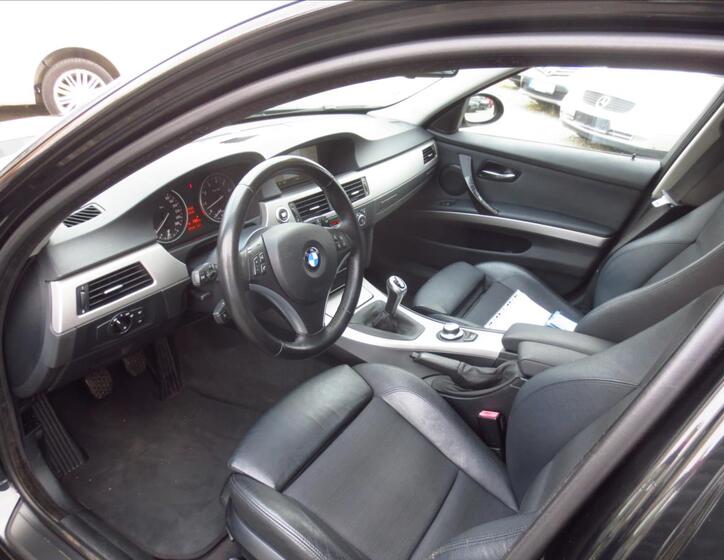BMW Řada 3 11