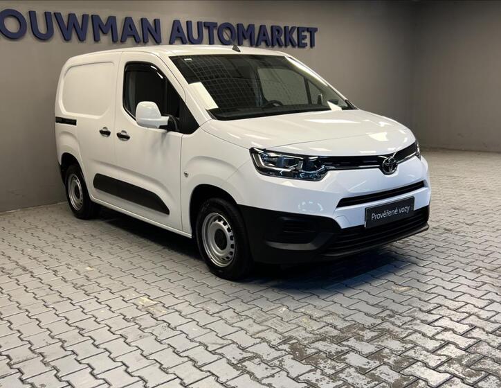 Toyota ProAce City 13