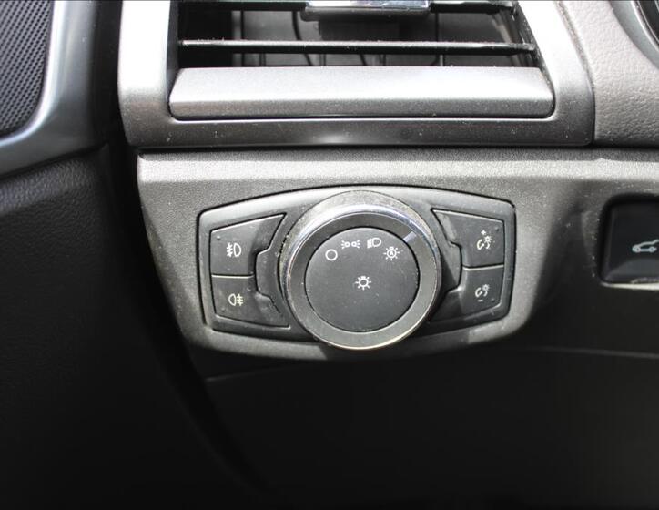 Ford Mondeo 25