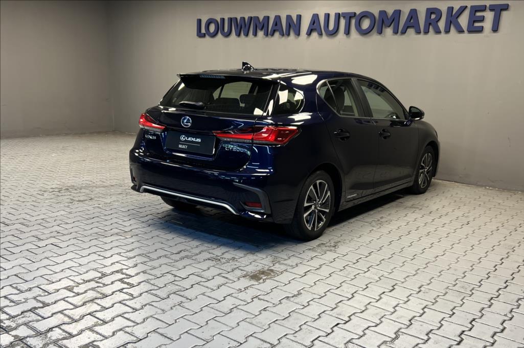 Lexus CT 200h