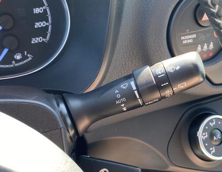 Toyota Yaris 17