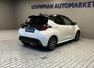 Toyota Yaris 2