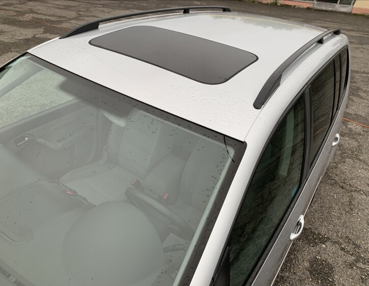 Volkswagen Touran 20