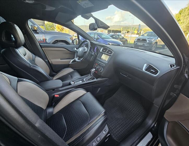 DS Automobiles DS4 12