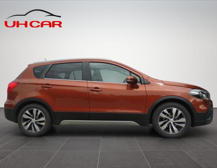 Suzuki SX4 S-Cross 4