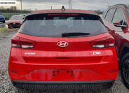Hyundai i30 4