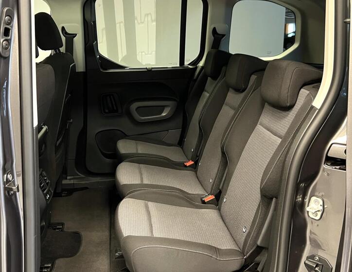 Toyota ProAce City Verso 9